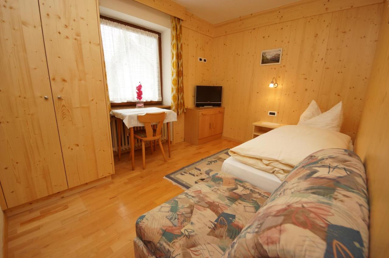 Hotel Runcac 2*